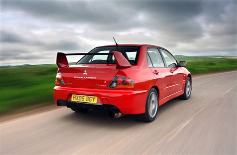 More detailed vehicle information, including pictures, specs, and reviews are given below. Mitsubishi Lancer Evo Evo IX Review (2005 - 2008) | Parkers