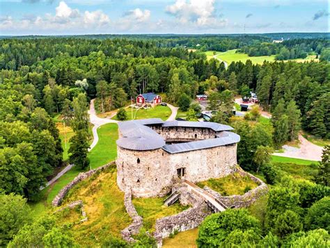 Castles Discovering Finland