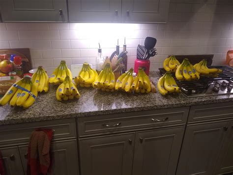 Asked For 12 Bananas And Got 12 Bunches Of Bananas 81 In Total Only