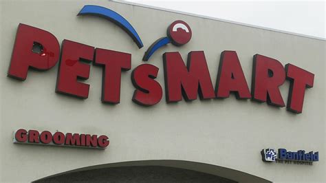Petsmart And Petco Requiring All Customers To Wear Face Masks