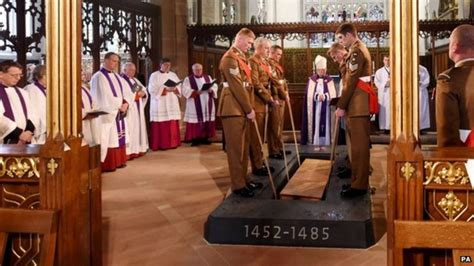 Richard Iii Leicester Cathedral Reburial Service For King Bbc News