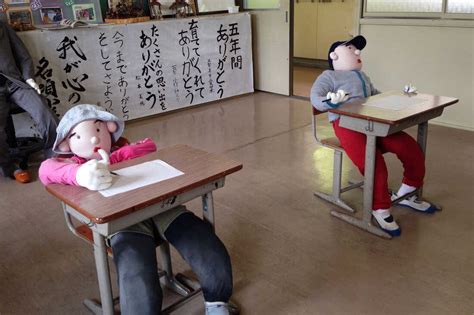 A Dying Japanese Village Brought Back To Life — By Scarecrows