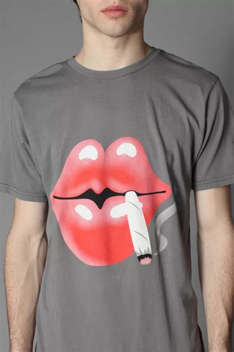 Hot Lips Tee Urban Outfitters