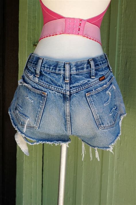 1990s Daisy Duke Cutoff Short By Rustler 90s Distr Gem