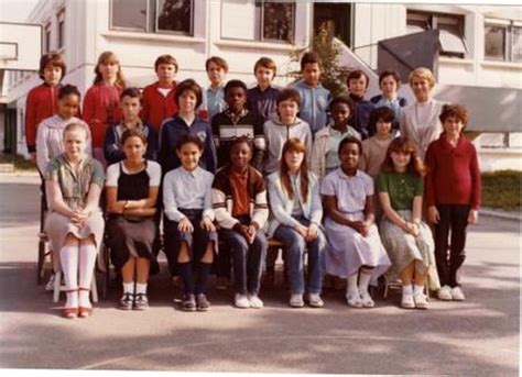 Photo De Classe 6ème D De 1980 Collège Robespierre Copains Davant