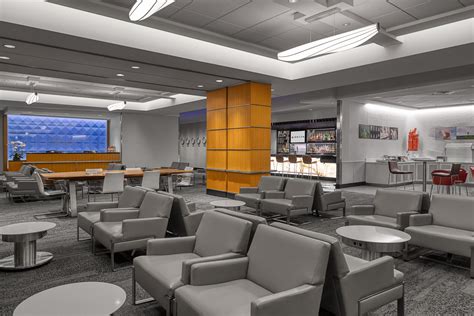 Hjaia Delta Sky Club T7 Renovation Newcomb And Boyd