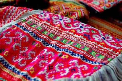 Not Your Average Ashley: Current Obsession: Hmong Embroidery