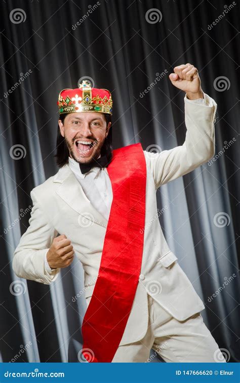 The Funny King Wearing Crown In Coronation Concept Foto De Stock