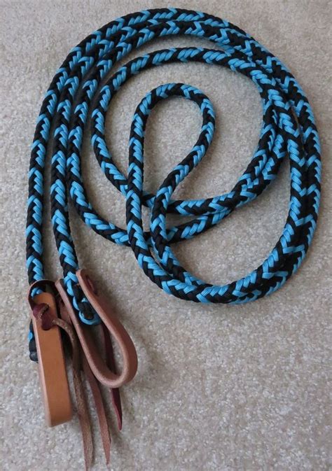 How to make paracord round braid reins using a rope core. BRAIDED PARACORD REINS | Matiz