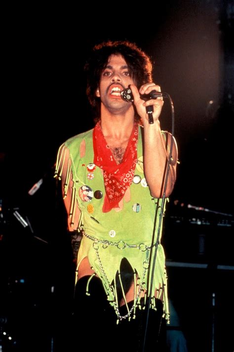 Prince 26 Photos That Prove Prince Rogers Nelson Will Always Be The Latest Fashion Huffpost