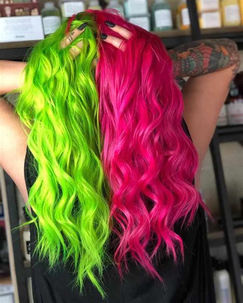 23 Brilliant Split Hair Color Ideas Thatll Make You Dye Your Hair