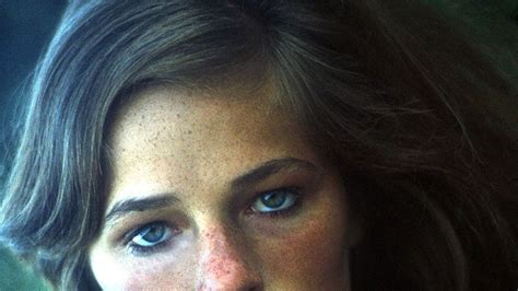 The Best Freckled Models And Actresses Of All Time Vogue