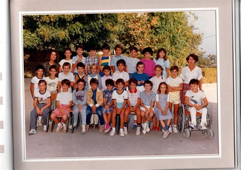 Photo de classe CM1 1985/1986 de 1985, ECOLE SIMIANE COLLONGUE