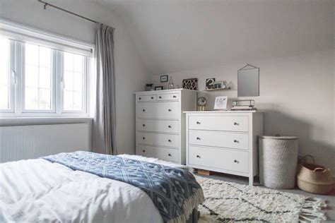 Mens bedroom design ideas bed men like convertible sofas for their practicality, but still tend to choose large beds: Ikea Hemnes Drawers Painted In Dulux 'White' - Grey And ...