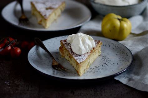 We did not find results for: Birnen-Quitten-Kuchen mit Crème Fraîche ...