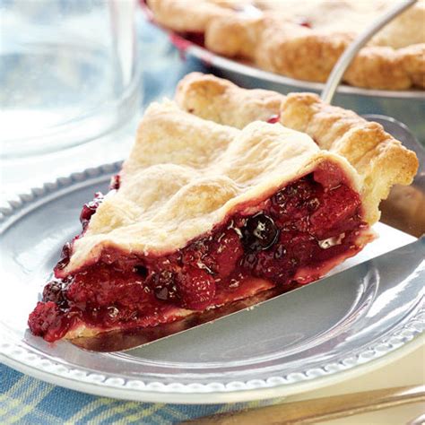 Brush the shapes with milk and sift sugar over the pie. Double-Crust Jumble Berry Pie - Recipe - FineCooking