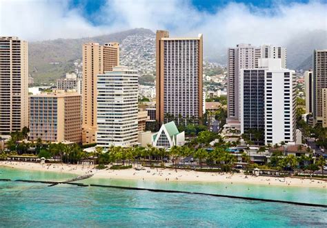 Hilton Waikiki Beach First Class Honolulu Hi Hotels Gds Reservation Codes Travel Weekly