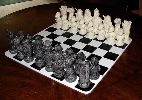 Ceramic Chess Set Dragonlore