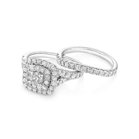 Bridal Set With 1 34 Carat Tw Of Diamonds In 14kt White Gold
