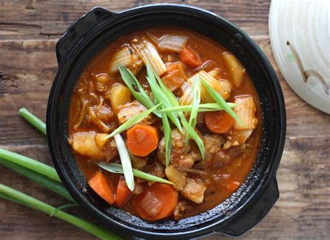 Our hearty chicken stew comes together fast, then the temperature is still very cold outside, so warm up those bellies with a big bowl of our super easy, hearty chicken stew…in fact, you better. Easy Spicy Korean Chicken Stew (Dakdoritang) | Season with ...