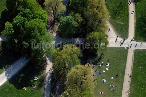 Luftbild M Nchen Erholungspark Englischer Garten Mit Schwabinger Bach
