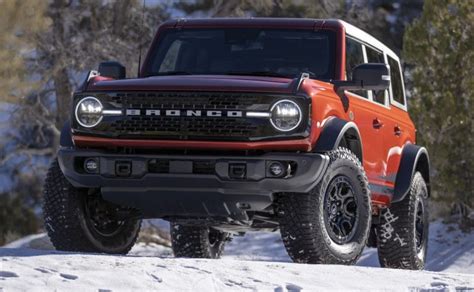 2023 Ford Bronco Wildtrak Gains Standard Hoss 30 Equipment