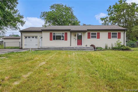 4493 Briar Ln Burton Mi 48509 Mls 20230048649 Redfin