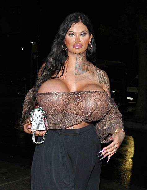 Nicki Valentina Rose Stuns With Her Huge Boobs In Manchester Photos