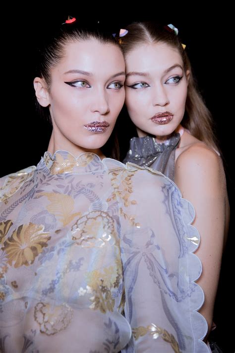 the best beauty trends from milan fashion week spring 2017 vogue