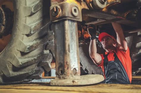 Mobile Heavy Equipment Mechanics Career Everything You Need To Know In