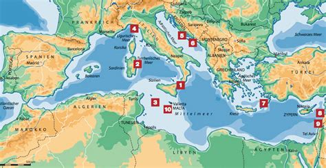 Der Große Weiße Mythos Im Mittelmeer Tauchende