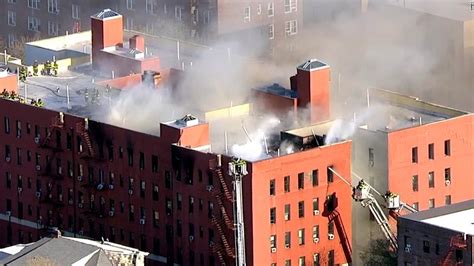 Jackson Heights Fire 21 People Injured In 8 Alarm Fire At An Apartment