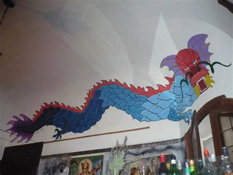 Dragon En El Techo Murales Dragones Pinturas