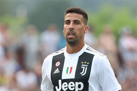 Serie A Sami Khedira Extends Contract At Juventus For Two More Seasons