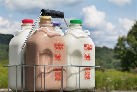 Milk In Glass Bottles Locally Sourced Bottled Milk Byrne Dairy