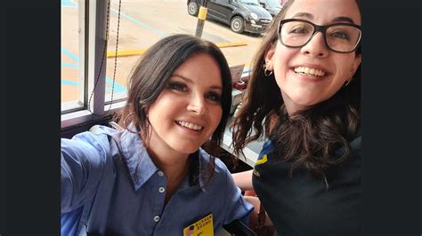 Lana Del Rey spotted working in Alabama Waffle House: ‘She was super