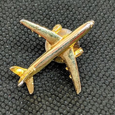 Vintage Gold Tone Airplane Lapel Pin Frequent Flyer Traveler T