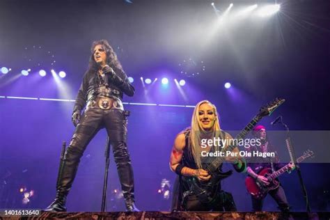 Nita Strauss Photos And Premium High Res Pictures Getty Images