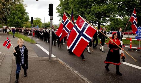 Juni er danmarks nationaldag og den dag, vi fejrer grundlovens fødselsdag i 1849. Norge (Faktalink light) | faktalink
