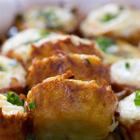 Hash brown egg nests are a delicious breakfast or brunch idea you can make ahead. Cheesy Hash Brown Egg Nests | Mother Would Know