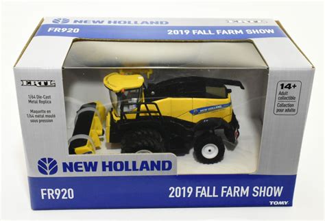 New Holland FR Self Propelled Forage Harvester With Duals Farm Show Edition