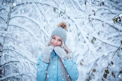 Marvelous Portraits Of Beautiful Russian Women By Sergey Shatskov Design You Trust Winter