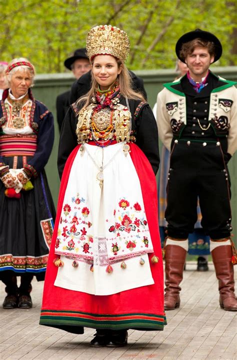 Сказочные наряды норвежских невест 1870 1920 х годов Обсуждение на