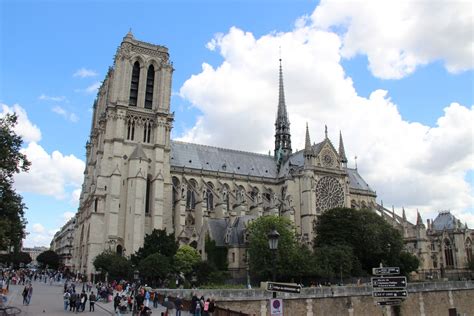 Architects invited to design a new spire for Notre Dame Cathedral 