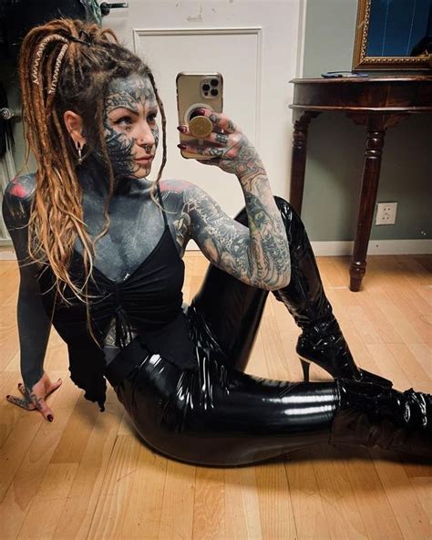 Tattoo Mum Turns Cat Woman As She Flaunts Inked Body In Sexy Latex Outfit Daily Star
