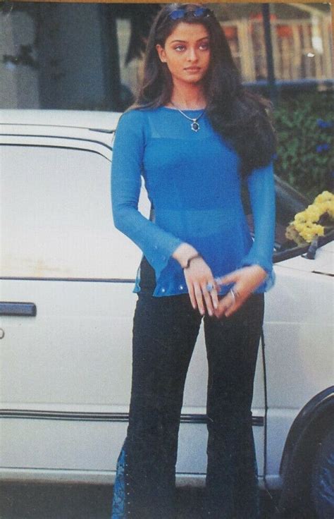 Aishwarya Bollywood Outfits Desi Fashion Casual 90s Bollywood Fashion
