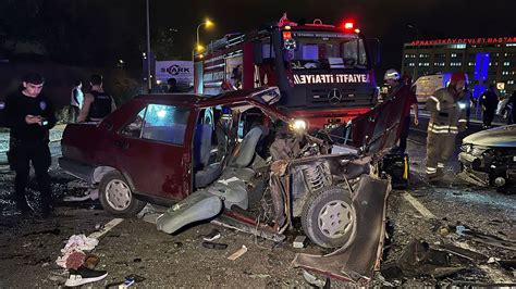 İstanbul da korkunç kazada ölü sayısı arttı