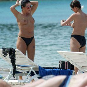 Fat Jessie Wallace Topless In The Caribbean Onlyfans Leaked Nudes