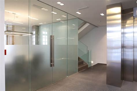 Office glass doors are a beautiful clever way to add transparency to your business welcome your guests into offices waiting rooms meeting rooms and more as they enter through office doors with glass panels. Frameless Glass Doors West Sussex