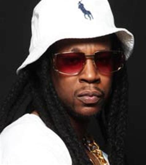 2 Chainz ‘no Lie Drake Steals Show On Atlanta Rappers New Single